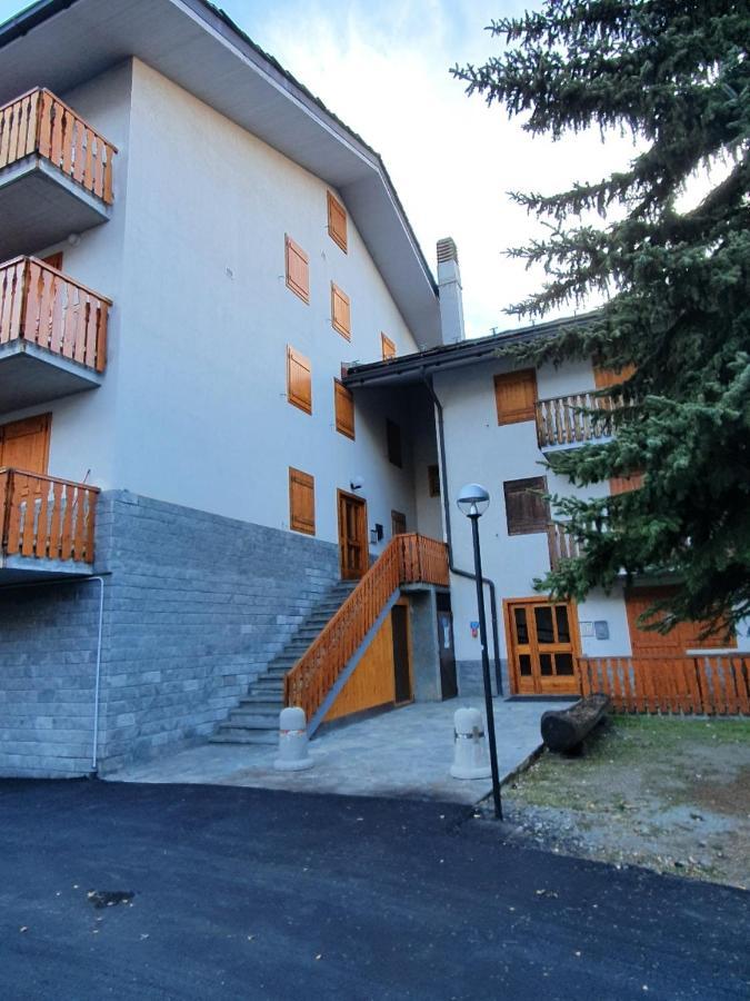 La Casa Di Matilde - Trilocale Vicinissimo Alle Piste Da Sci La Thuile Dış mekan fotoğraf