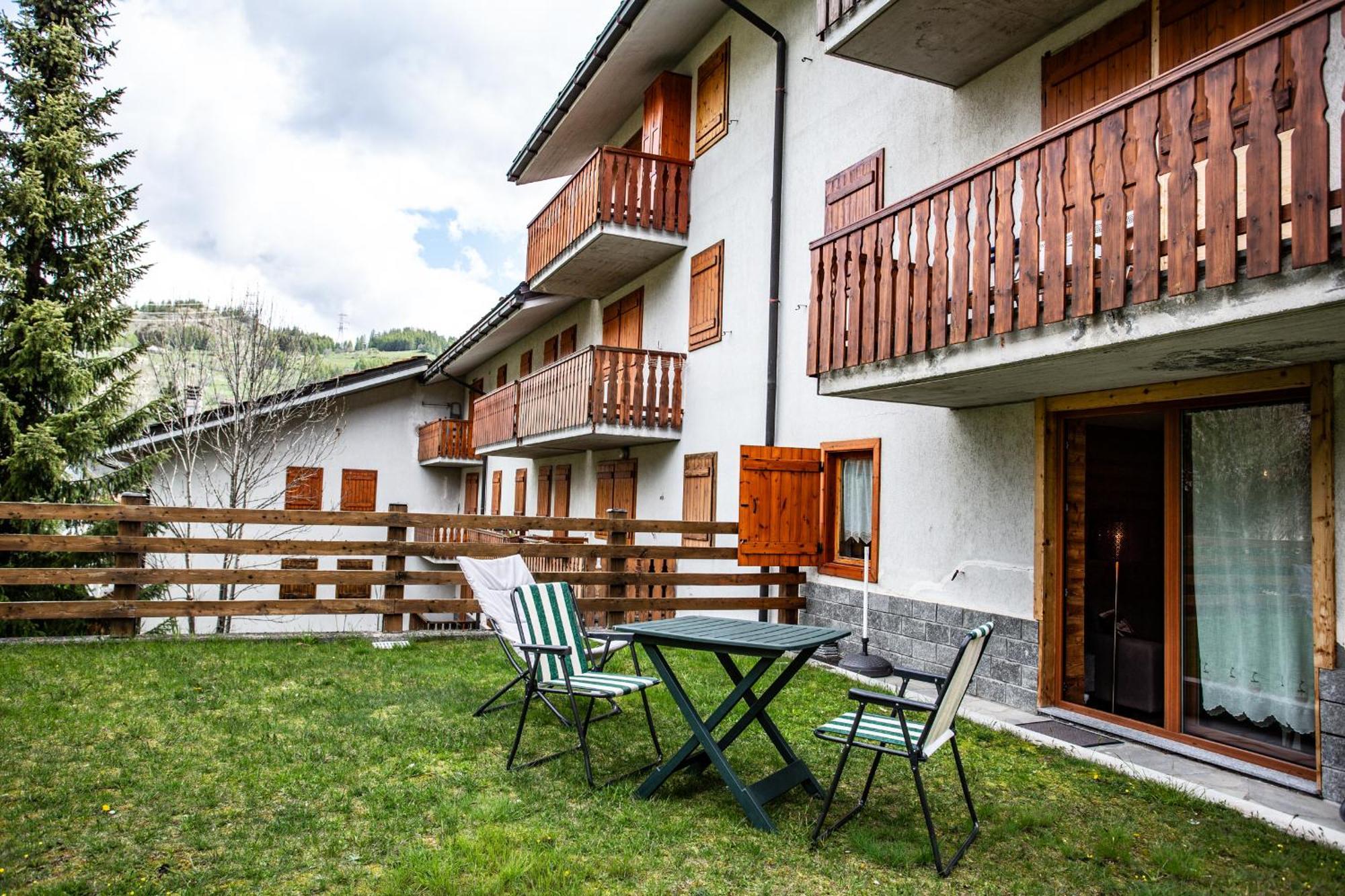 La Casa Di Matilde - Trilocale Vicinissimo Alle Piste Da Sci La Thuile Dış mekan fotoğraf