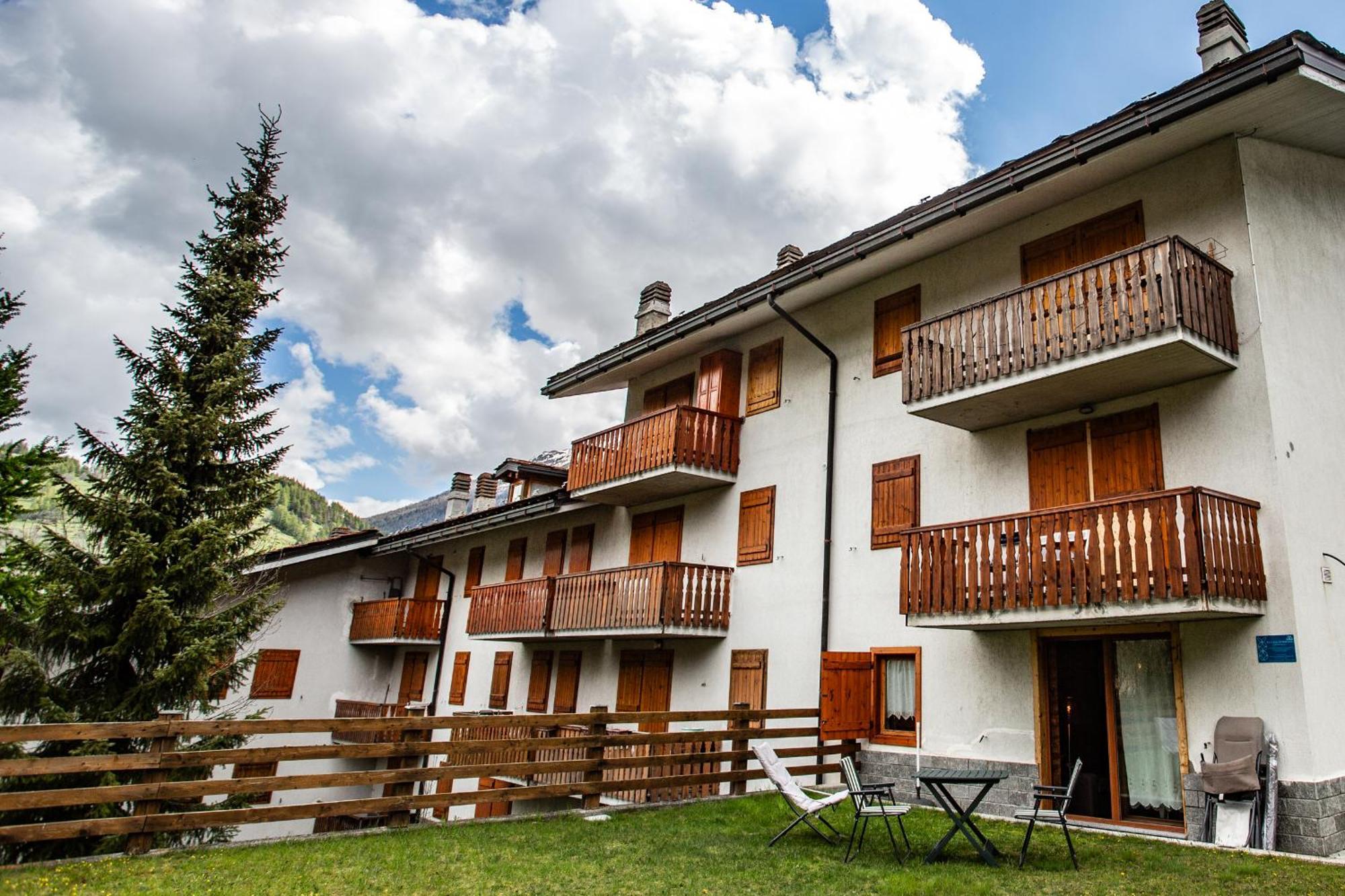 La Casa Di Matilde - Trilocale Vicinissimo Alle Piste Da Sci La Thuile Dış mekan fotoğraf